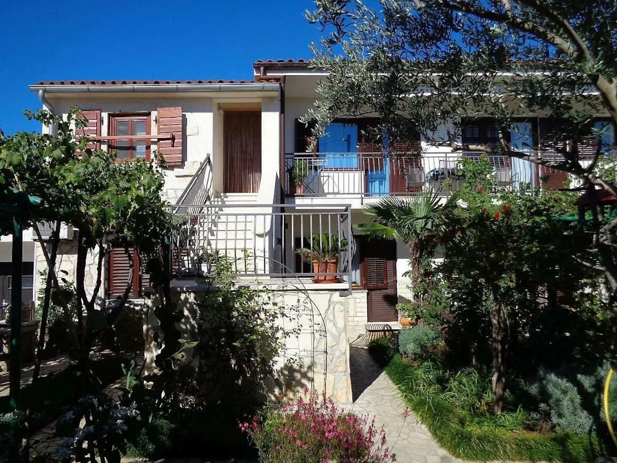 Easeful*Pifar Apartment*Great Location*Medulin 0*, Medulin Croatie